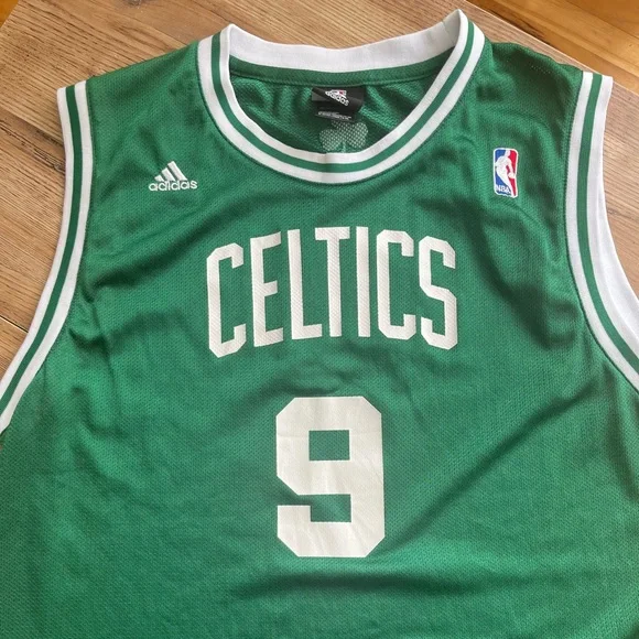 Boston Celtics Rajon Rondo #9 Jersey - Picture 2 of 13